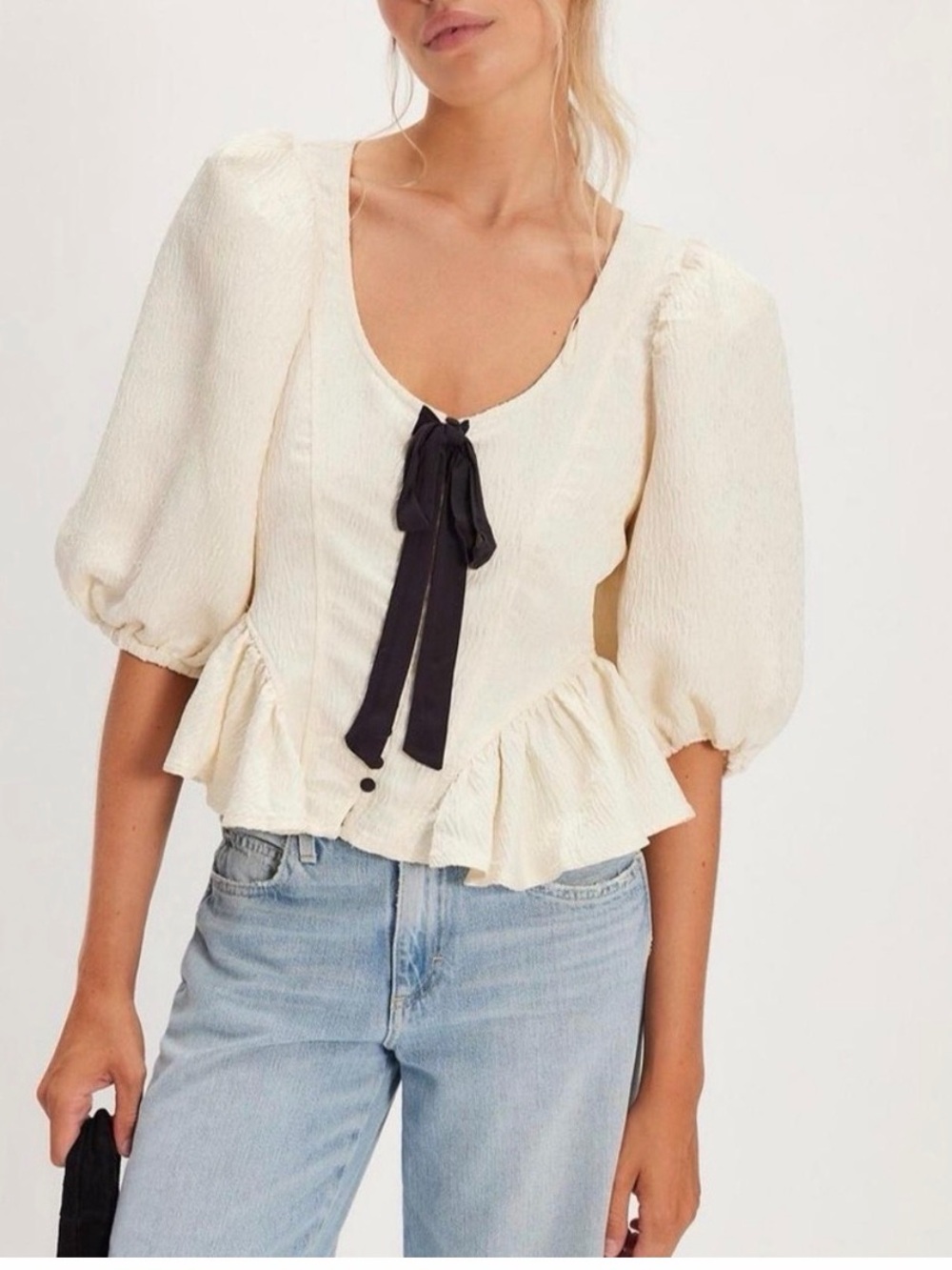 Free People Women's Pamela Bow Top Ivory White Alyssum Frilly Blouse Size Medium
